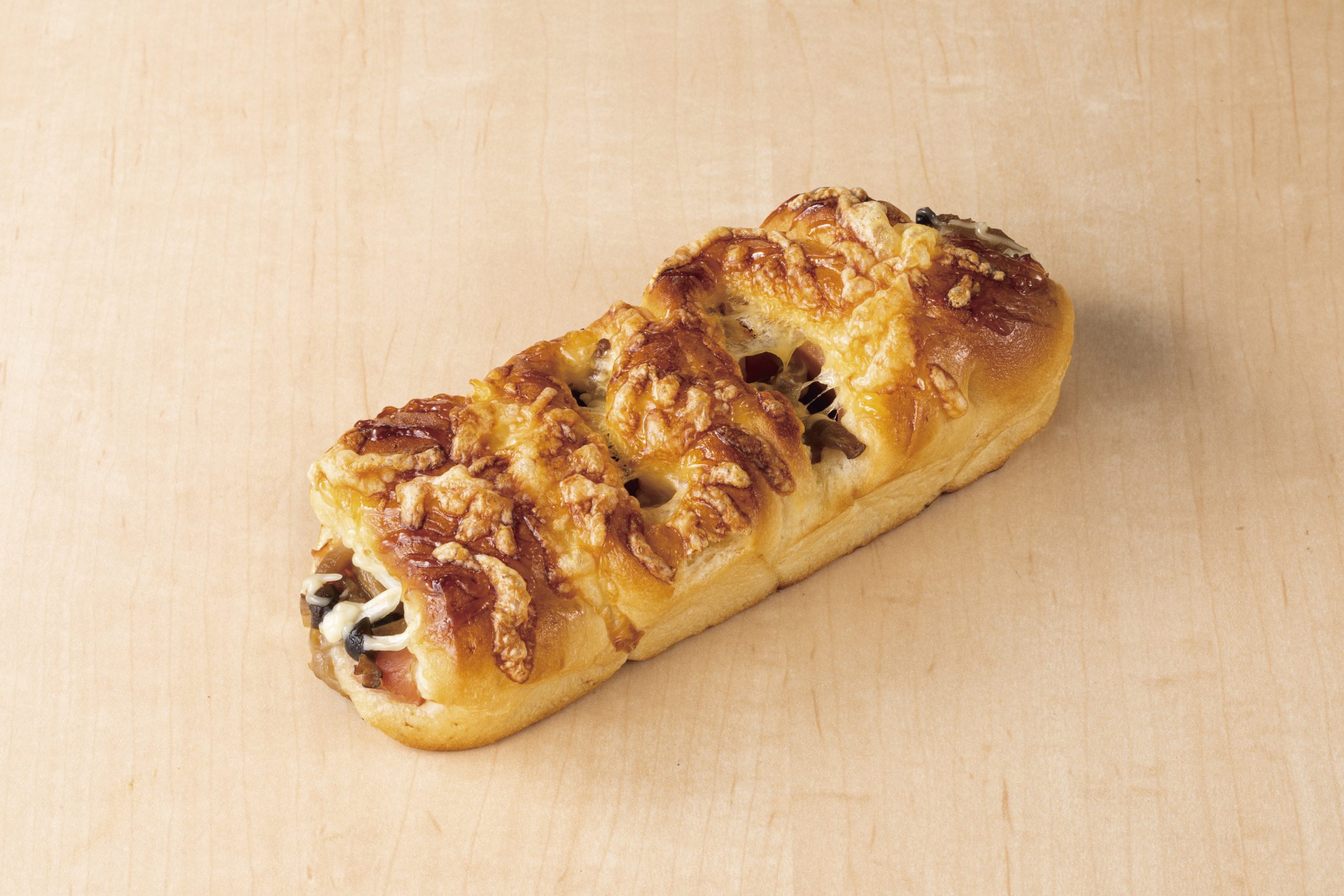 信州ぶなしめじとベーコンのバターソテーちぎりパン