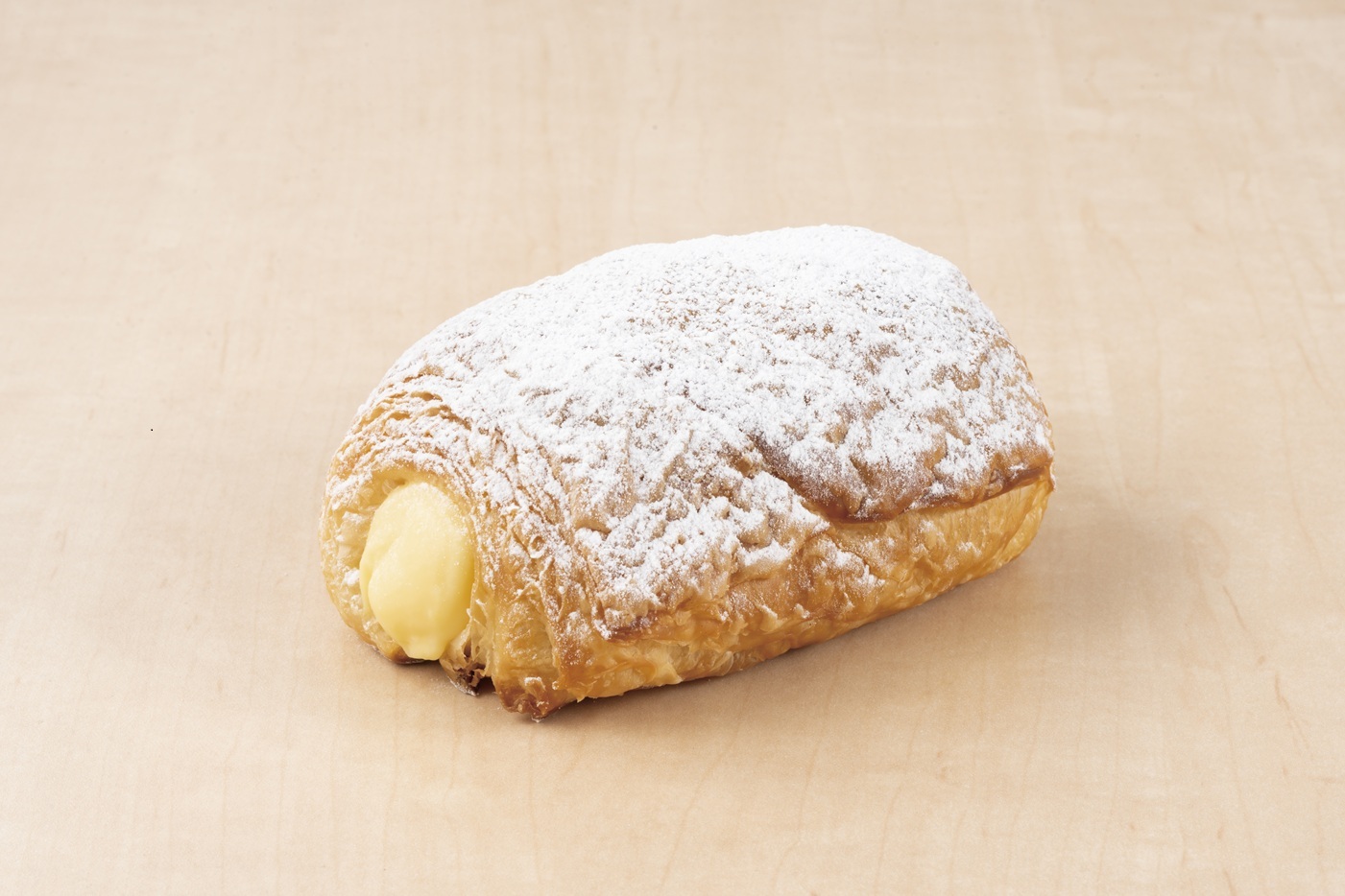 クリームホーン