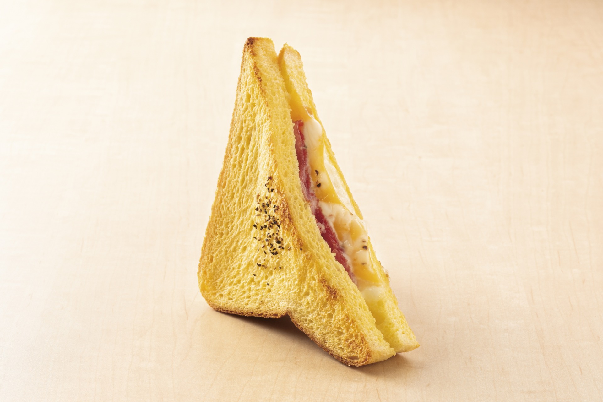 フレンチトーストサンド（スモークハム＆チーズ）